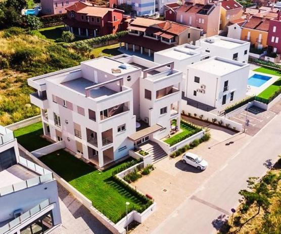 Volme Resort 班约勒 外观 照片